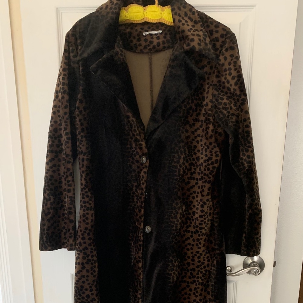 Long leopard print velvet jacket